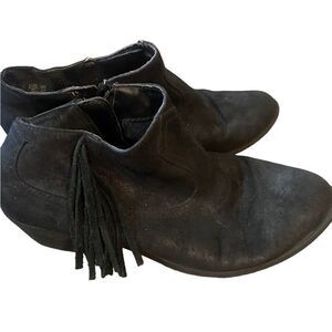 Women's Black Fringe Suede Ankle Booties